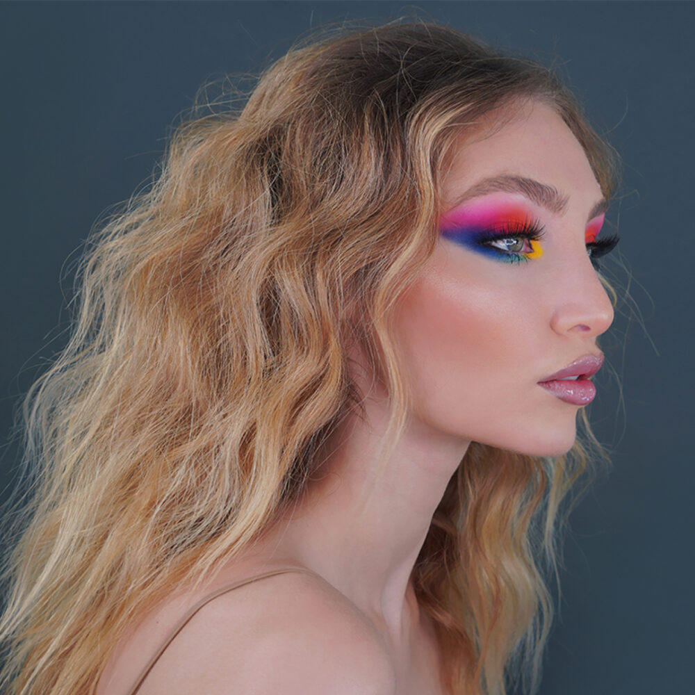 CARRERA EN MAQUILLAJE PROFESIONAL SOCIAL Y NOVIAS | 12 MESES